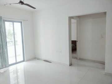 Room in 2 BHK Apartment at Godrej 24, Hinjewadi – for Rent