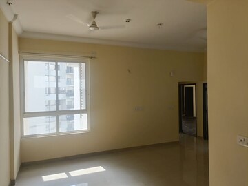2 BHK Apartment For Sale in Supertech Cape Town, Sector 74