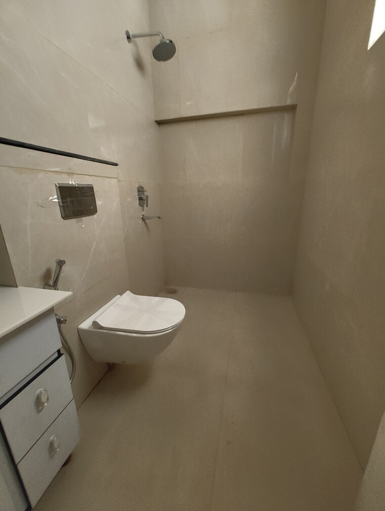 Bathroom, sbp-city-of-dreams-zirakpur 2 Bedroom 1412 Sq.Ft. Apartment In High Ground Zirakpur 8796782