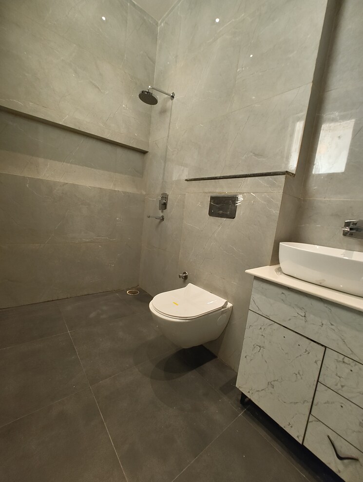 Bathroom, sbp-city-of-dreams-zirakpur 2 Bedroom 1412 Sq.Ft. Apartment In High Ground Zirakpur 8796782
