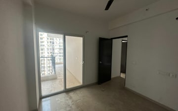 2 BHK Apartment For Rent in SCC Sapphire, Raj Nagar Extension