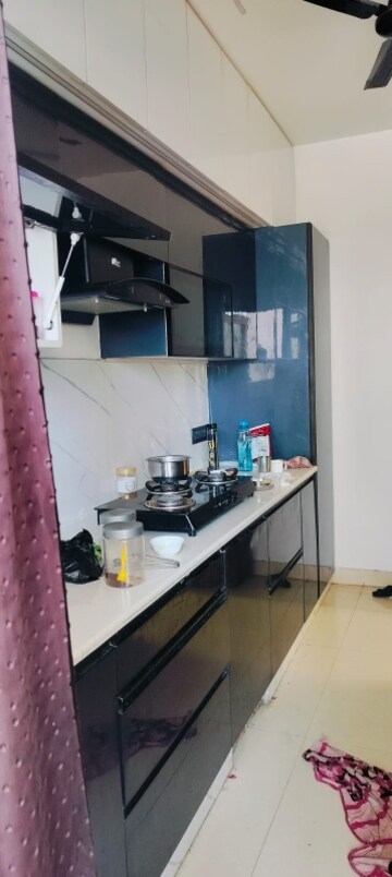 Kitchen in 3 BHK Apartment at Gomti Nagar – for Rent