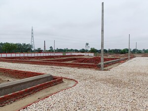  Plot – Exterior View View at Kanpur Road - for Sale