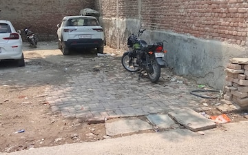 Plot For Sale in Anand Vihar
