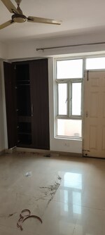 2.5 BHK + Study Room 1100 Sq.Ft. Apartment in Supertech Cape Town