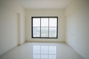Room in 2 BHK Apartment at Rashi Tower, Goregaon East – for Sale