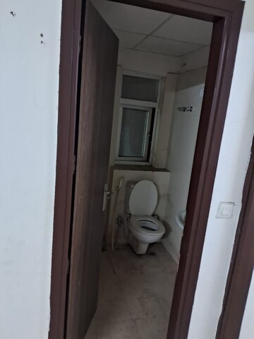 Building Lobby in 3 BHK Builder Floor at BPTP Parkland, Sector 75 – for Sale