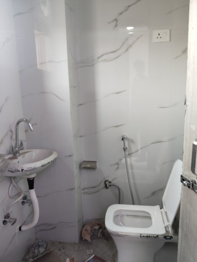Bathroom, sector 56 1 RK 650 Sq.Ft. Builder Floor In Sector 56 Gurgaon 8796933
