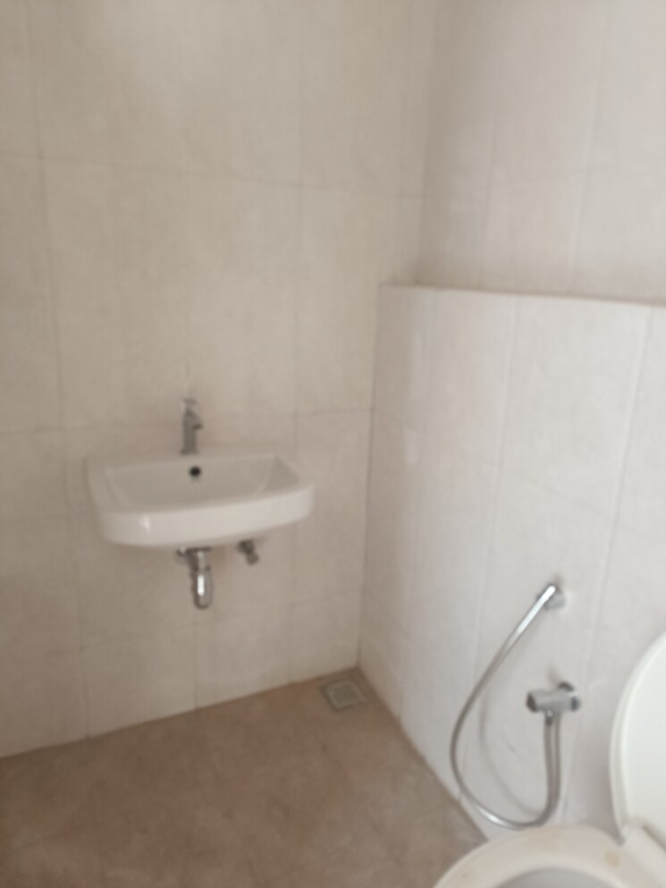 Bathroom, pacifica-hillcrest-phase-1 4 Bedroom 1699 Sq.Ft. Apartment In Gachibowli Hyderabad 8796928