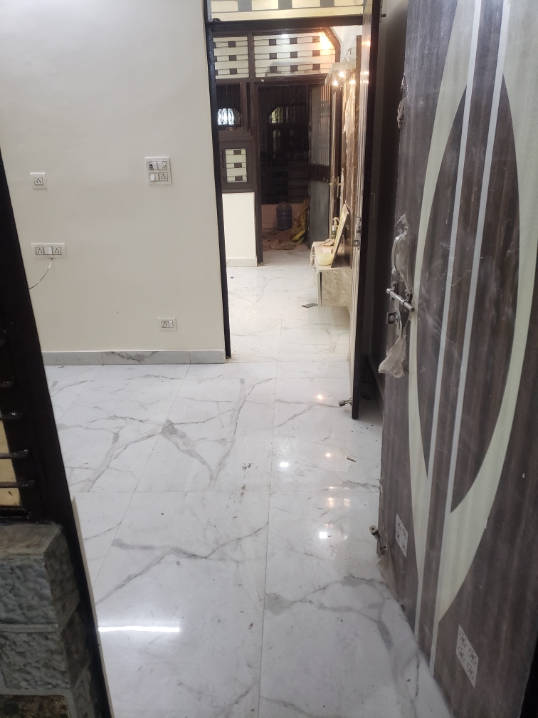 2 BHK Builder Floor For Sale in Rahul Mishra 