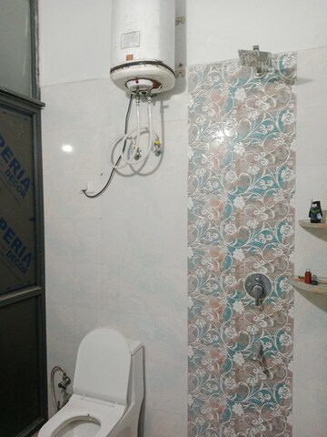 Bathroom in 2 BHK Builder Floor at Sector 18 – for Rent