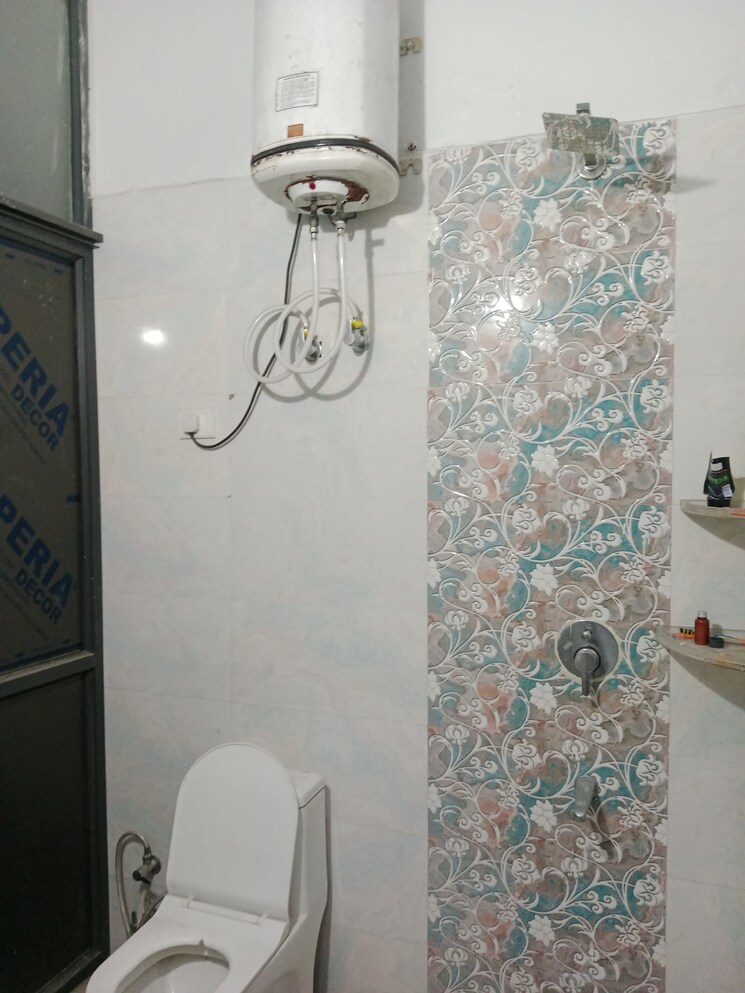 Bathroom, sector 18 2 Bedroom 985 Sq.Ft. Builder Floor In Sector 18 Panipat 8796940