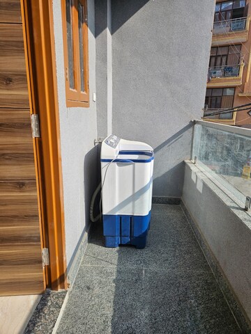 Balcony in 1 BHK Builder Floor at Chattarpur – for Rent