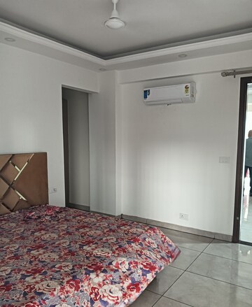 2 BHK Apartment For Sale in Olive Apartment Borivali West, Borivali West
