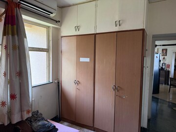 Bathroom in 2 BHK Apartment at Hiranandani Glen Croft, Powai – for Rent