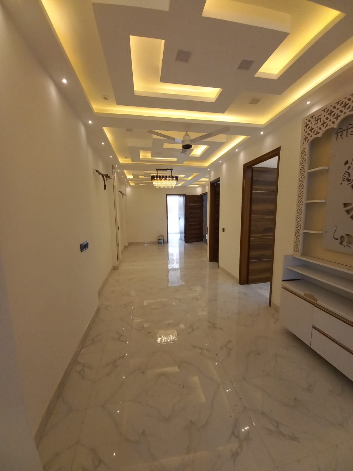 3 BHK 250 Sq.Yd. Apartment in Puri Kohinoor