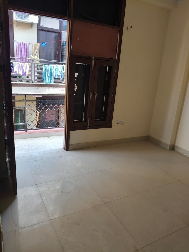 Room, chattarpur 1 Bedroom 650 Sq.Ft. Builder Floor In Chattarpur Delhi 8796972