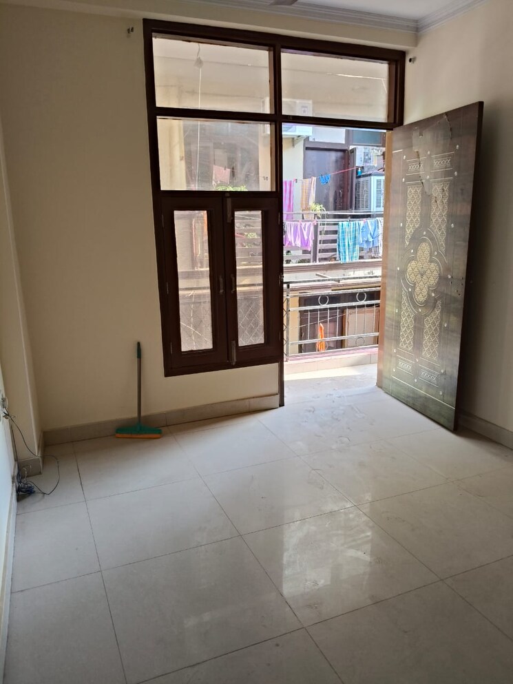 Room, chattarpur 1 Bedroom 650 Sq.Ft. Builder Floor In Chattarpur Delhi 8796972