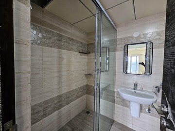 Bathroom in 4 BHK Apartment at Niharika Skyline, Khajaguda – for Rent