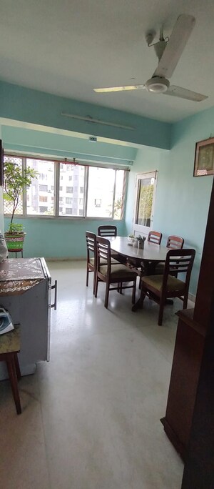 Master Bedroom in 2.5 BHK Apartment at Breach Candy – for Sale