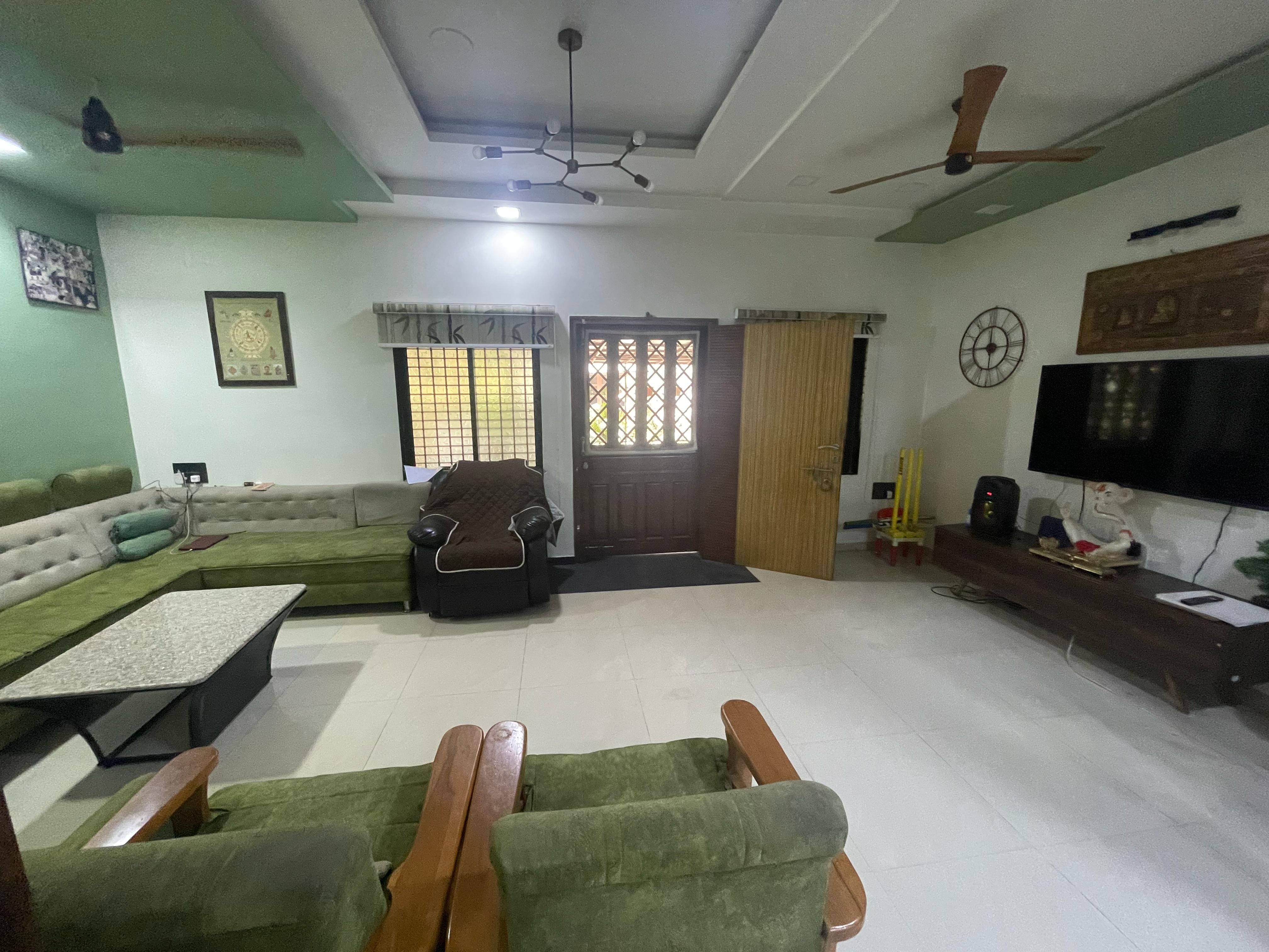 4 BHK + Pooja Room,Extra Room Villa For Sale in Rudra