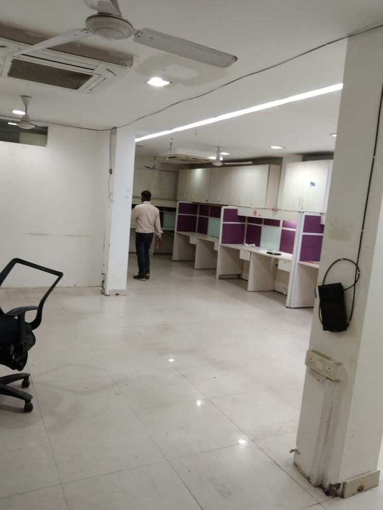 Team Area, yusuf sarai Commercial Office Space 1200 Sq.Ft. In Yusuf Sarai Delhi 8796980