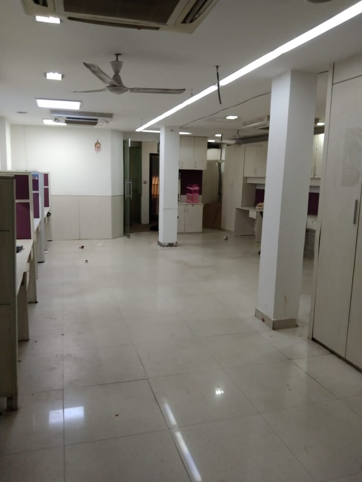 Team Area, yusuf sarai Commercial Office Space 1200 Sq.Ft. In Yusuf Sarai Delhi 8796980