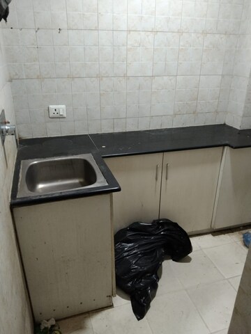   Office Space at Yusuf Sarai – for Rent