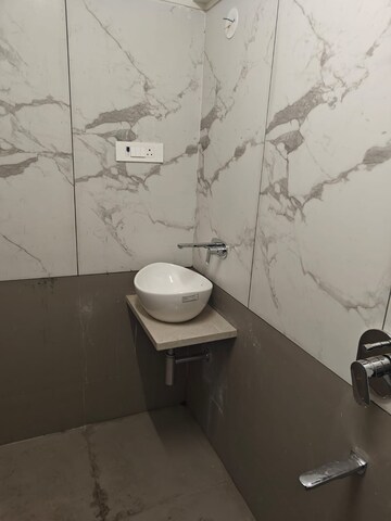 Attached Bathroom in 2 BHK Apartment at Vikhroli East – for Rent