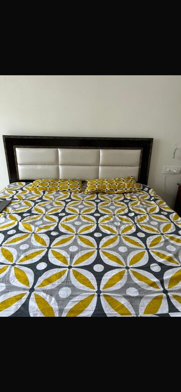 Bedroom in 3 BHK Apartment at Sunshine Enclave, Vip Road – for Rent