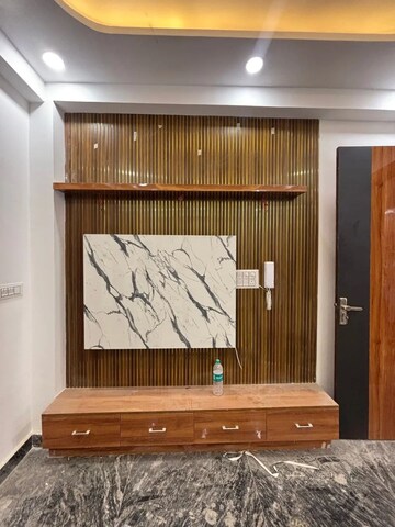 Furnished Amenities in 5 BHK Independent House at SA HOMES I, Uttam Nagar – for Sale