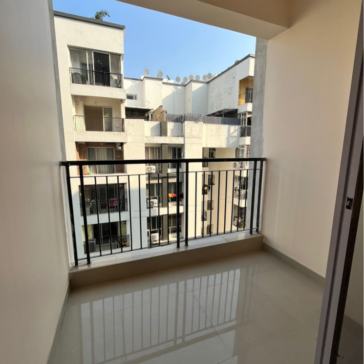 Balcony, siddha-happyville 2.5 Bedroom 1150 Sq.Ft. Apartment In Reekjoyoni Rajarhat Kolkata 8797026
