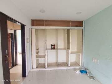 Room in 2 BHK Apartment at K Raheja Raheja Residency, Malad East – for Sale