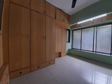 Room in 2 BHK Apartment at Sai Baba Complex, Aarey Colony – for Rent