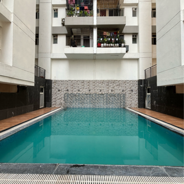 Swimming Pool in 4 BHK Apartment at Sunland Residency, Bablatala – for Rent