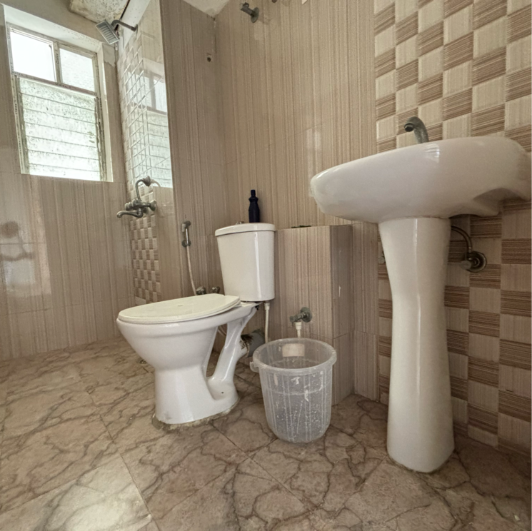 Bathroom, sunland-residency 4 Bedroom 1958 Sq.Ft. Apartment In Bablatala Kolkata 8797051