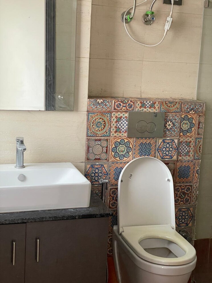 undefined, dlf-royale-residences 4 Bedroom 1800 Sq.Ft. Apartment In Dlf Phase I Gurgaon 8797063