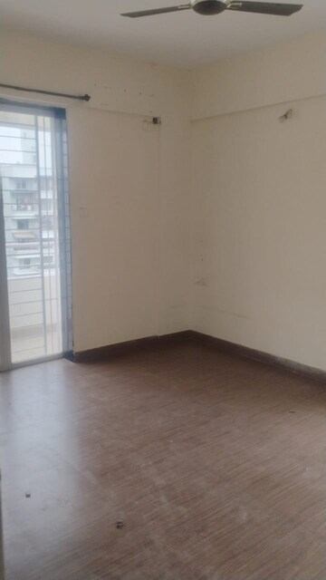 Room in 2 BHK Apartment at Vanshaj Kiona, Balewadi – for Rent