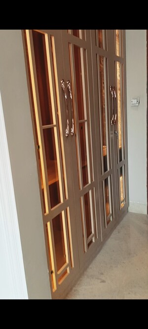 Building Lobby in 4 BHK Builder Floor at Sector 85 – for Sale