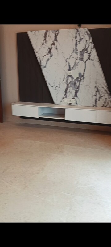 Furnished Amenities in 4 BHK Builder Floor at Sector 85 – for Sale