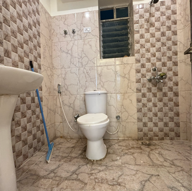 Bathroom, purti-star 3 Bedroom 1464 Sq.Ft. Apartment In Bablatala Kolkata 8797090