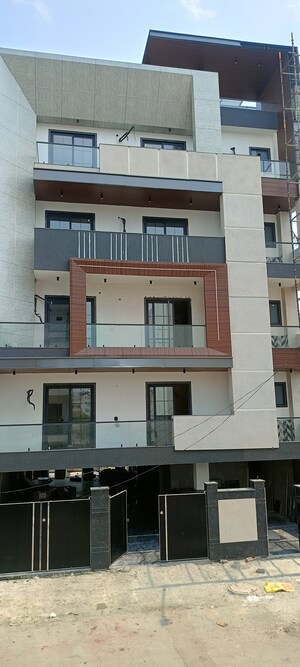 4 BHK Builder Floor – Exterior View View at Sector 85 - for Sale