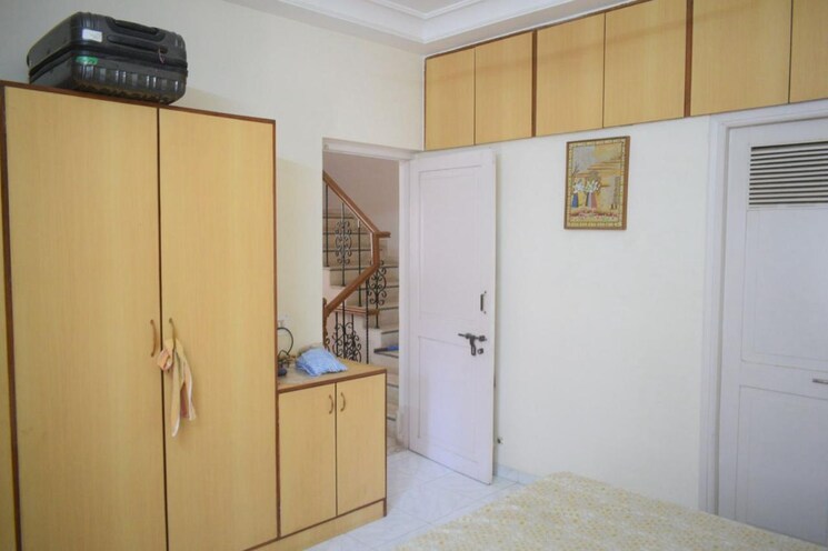 Room, satellite 3 Bedroom 2500 Sq.Ft. Villa In Satellite Ahmedabad 8797114