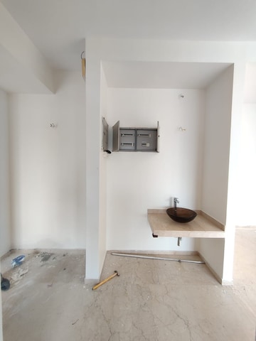 Bathroom in 3 BHK Apartment at Omkar Alta Monte, Malad East – for Sale