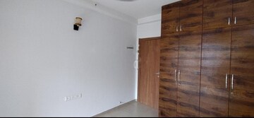 Room in 3.5 BHK Apartment at Bhartiya Nikoo Homes, Thanisandra Main Road – for Sale