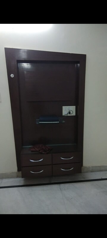 Furnished Amenities in 1 BHK Builder Floor at Rohini Sector 7 – for Rent