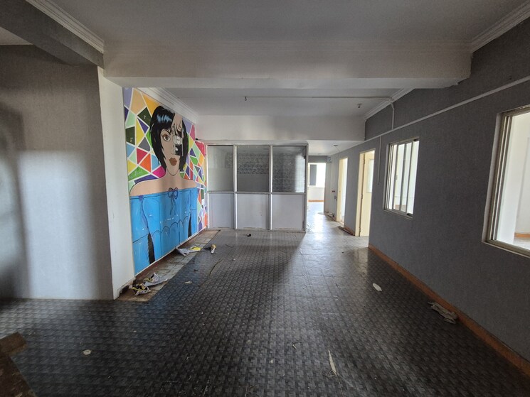  Parking, lalpur Commercial Office Space 2000 Sq.Ft. In Lalpur Ranchi 8797169