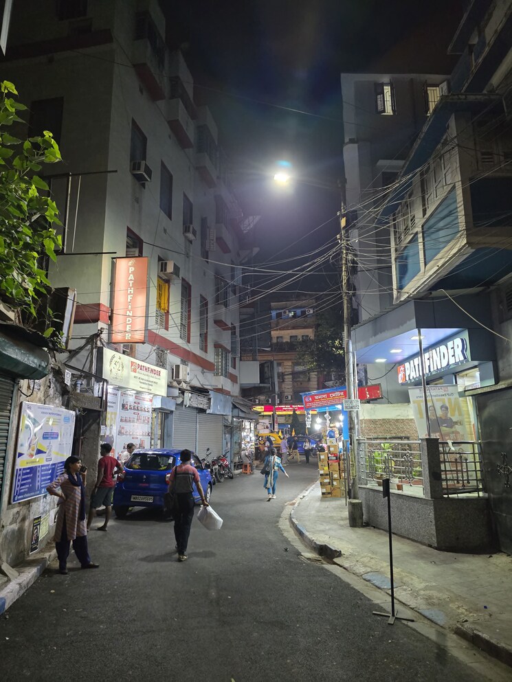 Exterior View, hazra road Commercial Showroom 1000 Sq.Ft. In Hazra Road Kolkata 8797142