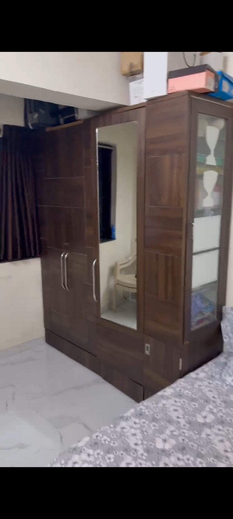 Bathroom, yash-apartment-tardeo 1 Bedroom 400 Sq.Ft. Apartment In Tardeo Mumbai 8797160