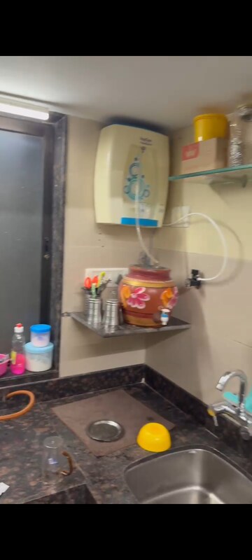Bathroom in 1 BHK Apartment at Yash Apartment Tardeo, Tardeo – for Rent